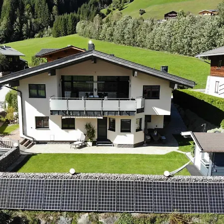 Josefine Apartment Bramberg am Wildkogel