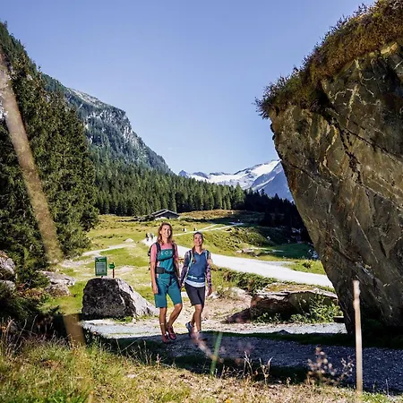 Josefine Bramberg am Wildkogel